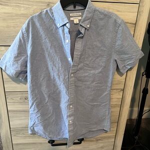 Amazon Essentials Light Blue Casual Button Down Shirt